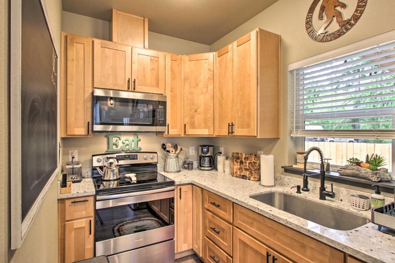 Cozy Cabin - 5 Miles To Mt Rainier National Park! Ashford Exteriör bild